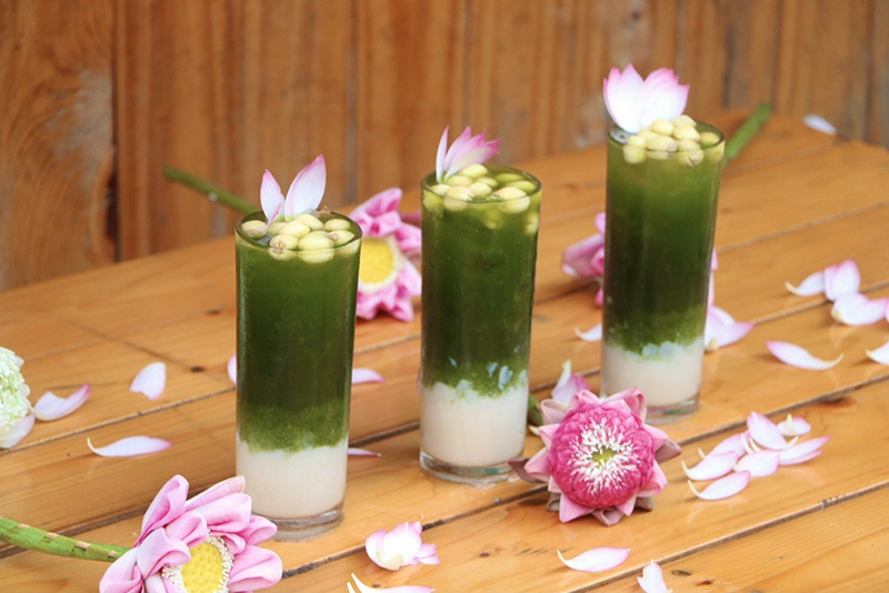 Sinh tố rau má hạt sen